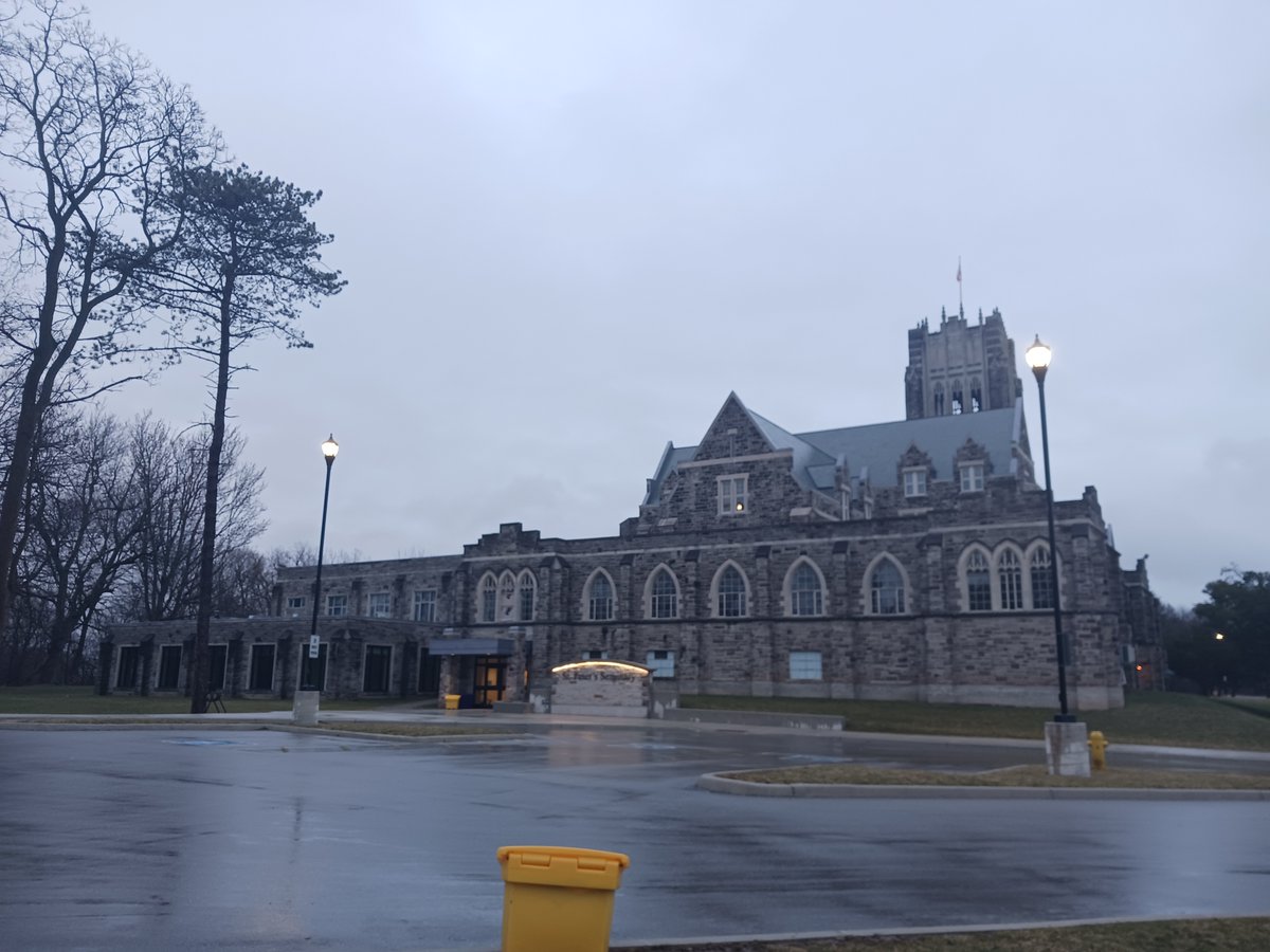 SaveAFamilyPlan's tweet image. Today is @DOL_ca Admin Support PD Day. If you would like posters &amp;amp; brochures pls yourself in the refectory with our compliments!

#adminprofessionals #professionaldevelopment #peoplehelpingpeople #sustainabledevelopment #india