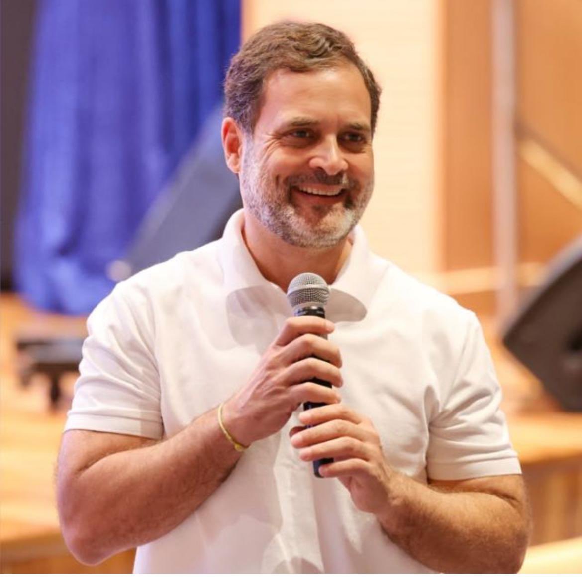 लोकसभा में नेता प्रतिपक्ष, जननायक, सांसद श्री राहुल गांधी जी को जन्मदिन की हार्दिक बधाई एवं शुभकामनाएं।