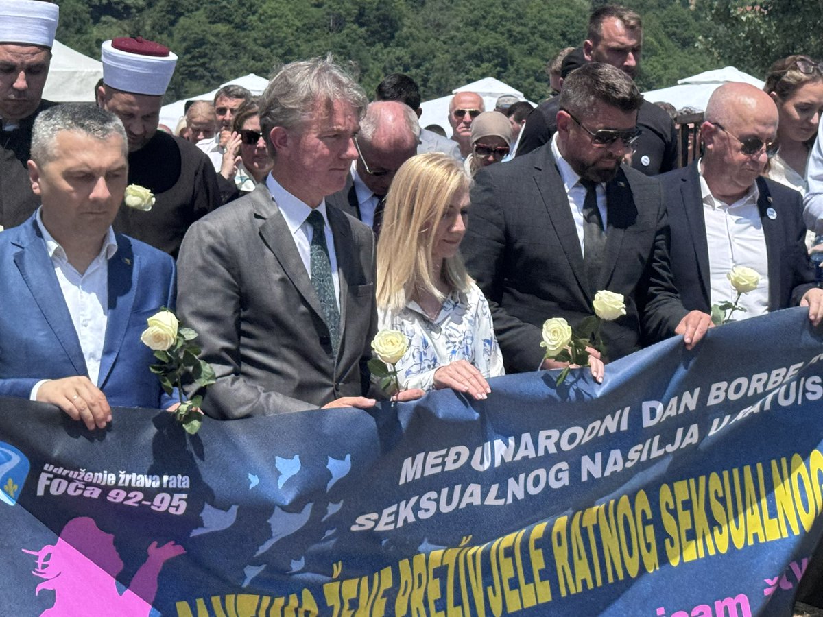 Camil_Durakovic's tweet image. Danas smo u Foči obilježili Međunarodni dan borbe protiv seksualnog nasilja u ratu.