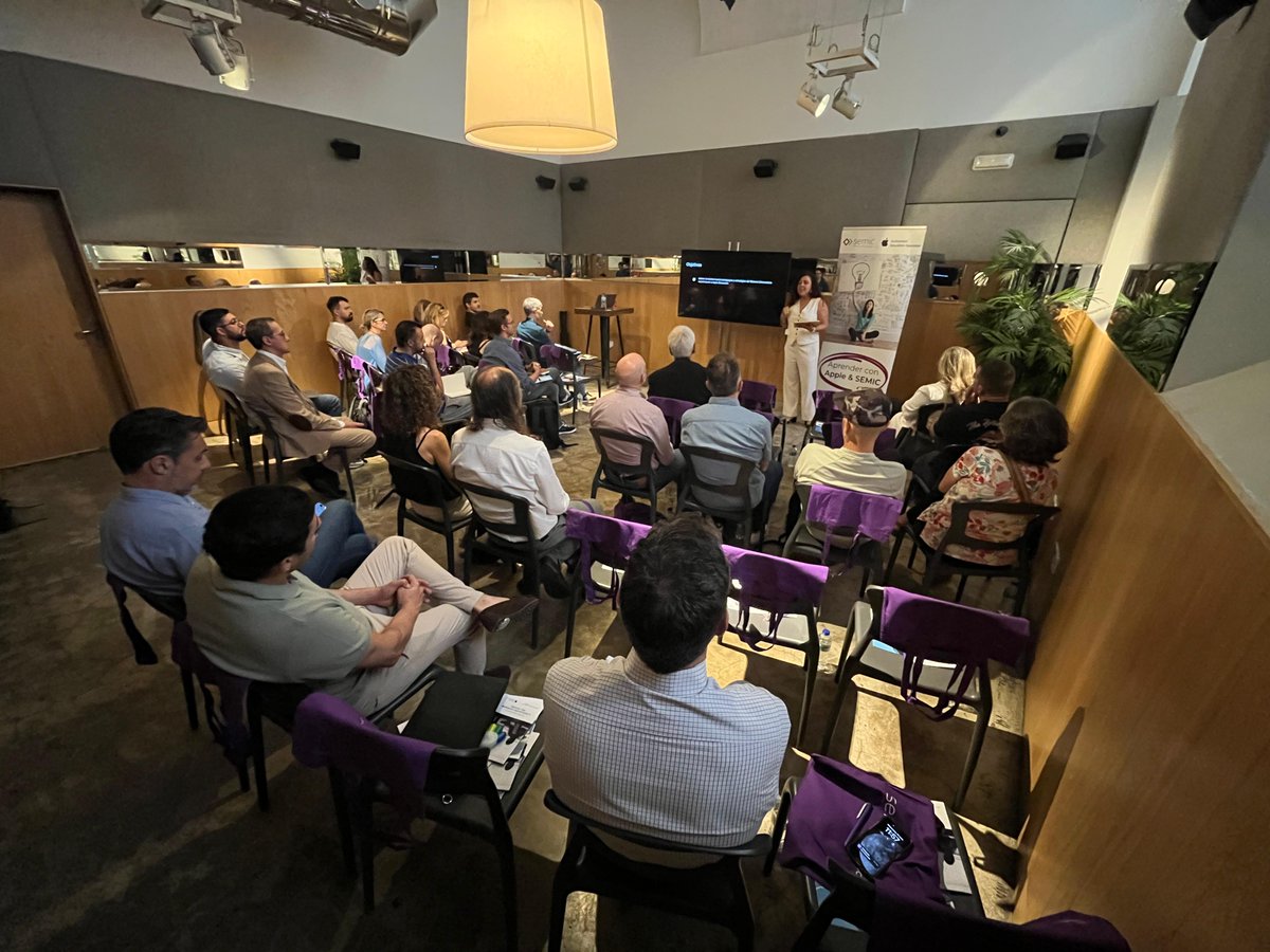 Llevamos la Educación Superior con #Apple a otro nivel 🚀🎓
Ayer disfrutamos de una Jornada pedagógica y técnica, dirigida a Universidades y Centros de Formación Profesional, sobre cómo ayudamos entre todos a formar a los profesionales del futuro. ¡Gracias a todos los asistentes!