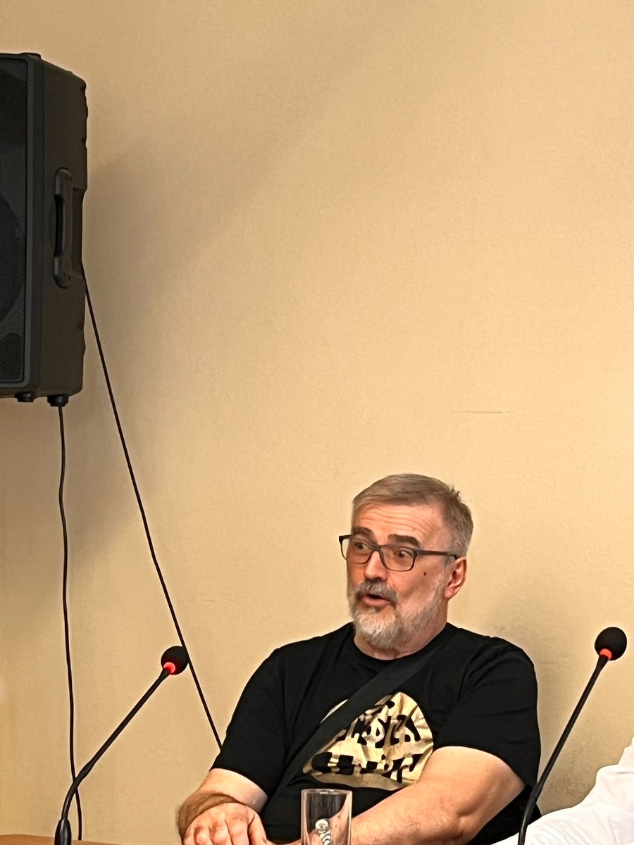 🗣🗣🗣

Данас је одржан округли сто на тему „Quo vadis, УН? Осам деценија Повеље УН – међународно право на прекретници?“.

⤵️⤵️⤵️