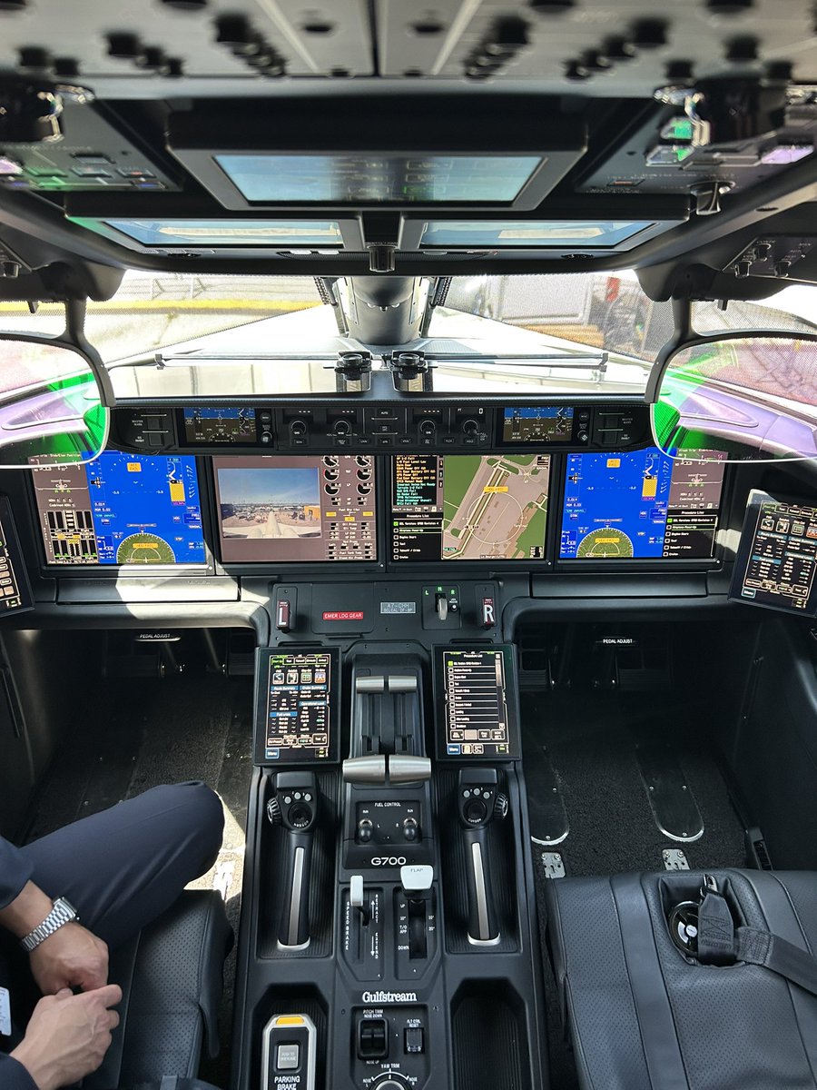 airwaysmagazine's tweet image. 🔴 Inside the @qatarairways Executive G700 in Paris. 

#PAS2025 #SIAE2025 #Qatar #Gulfstream @GulfstreamAero