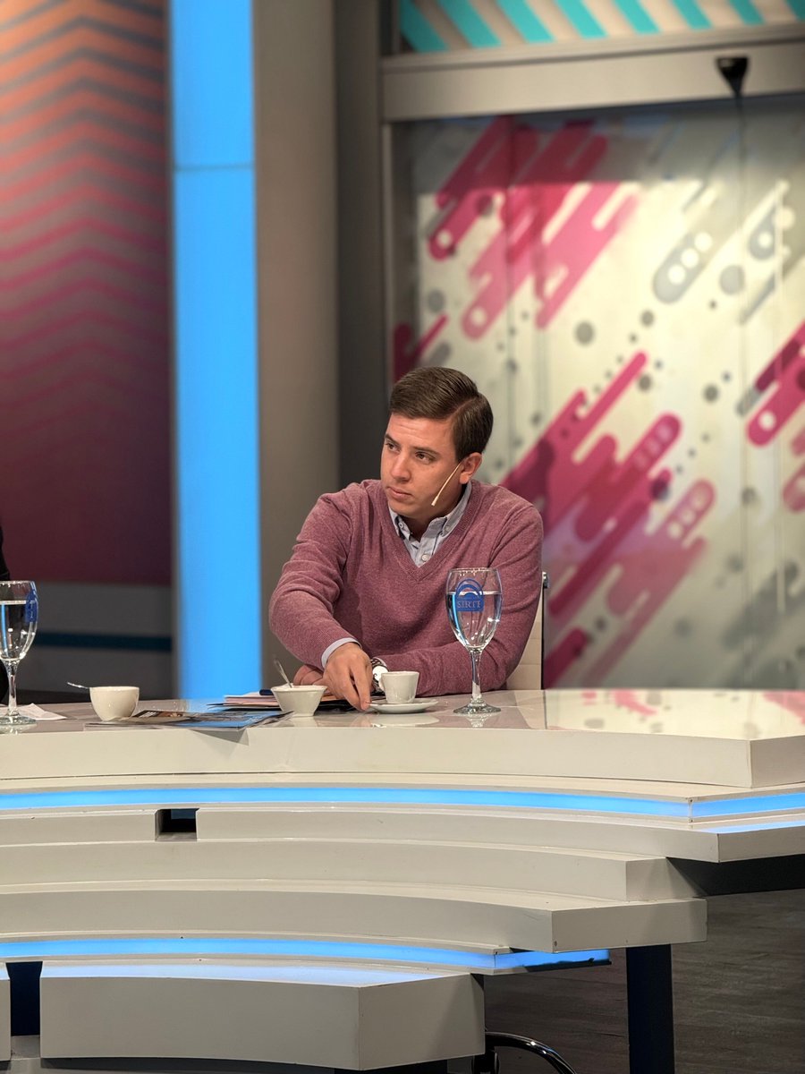 Desayunos informales (@desayunos12) on Twitter photo ➡️ Recibimos a Diego Echeverría, diputado del Partido Nacional; y a <a href="/joaquingarlo/">Joaquín Garlo Alonsopérez</a>, diputado del Frente Amplio ➡️ Recibimos a Diego Echeverría, diputado del Partido Nacional; y a <a href="/joaquingarlo/">Joaquín Garlo Alonsopérez</a>, diputado del Frente Amplio