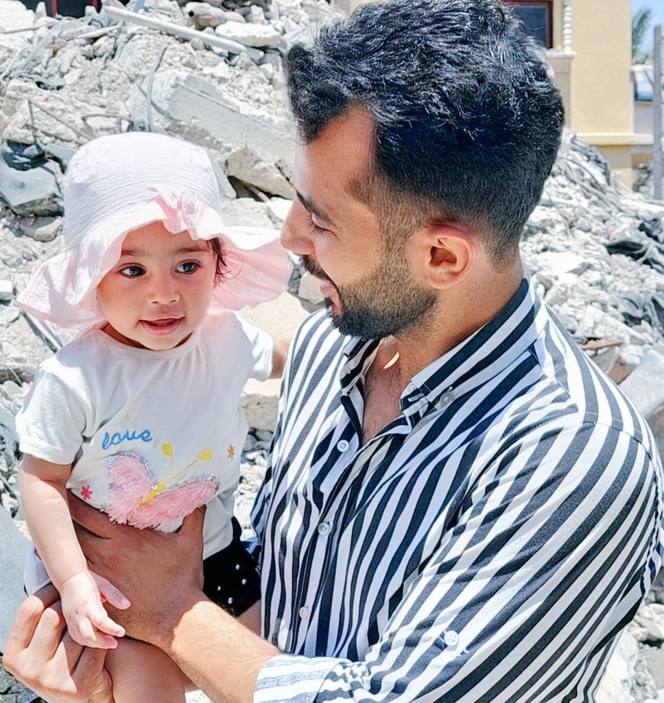 Appeal for help ✋🏽🚨

I don't know what to say, my heart breaks for my daughter who is losing weight daily due to lack of food. I'm at a loss,helpless. Support us.
We appreciate everything you do for us,share this.

If you’re scrolling, PLEASE leave a dot.
gofund.me/62281c21