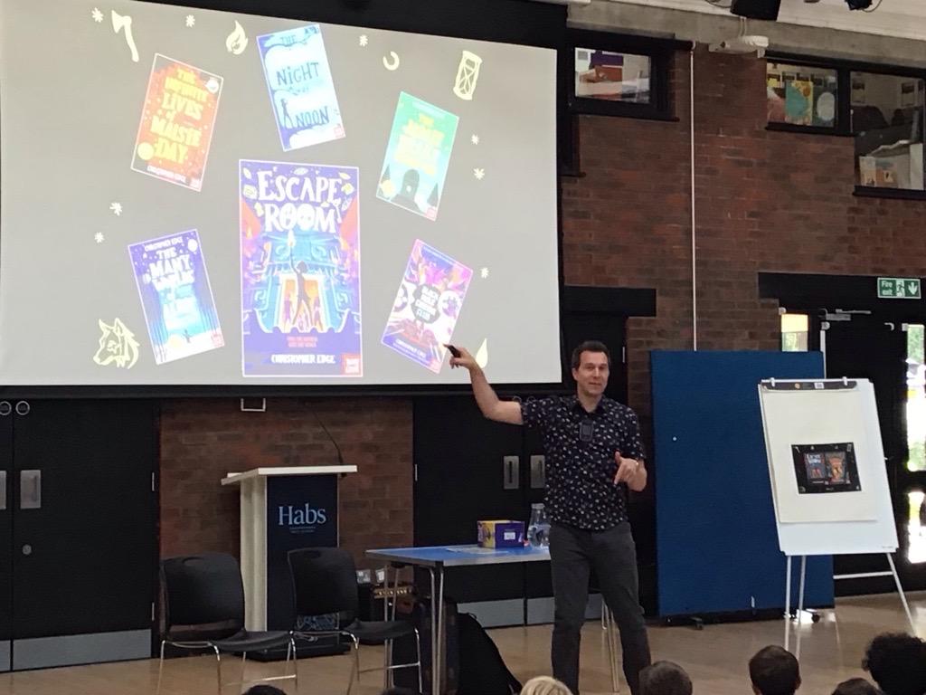 edgechristopher's tweet photo. For the first day of the ESCAPE ROOM: GAME ZERO tour, I had a fabulous time at Haberdashers Prep School where the pupils took on the thrilling challenges of The Escape and helped me #FindTheKeys and #UnlockTheWorld! Huge thanks @CWBookshop, ace librarian @minervamoan & @NosyCrow https://t.co/2m68Pj6Ca2