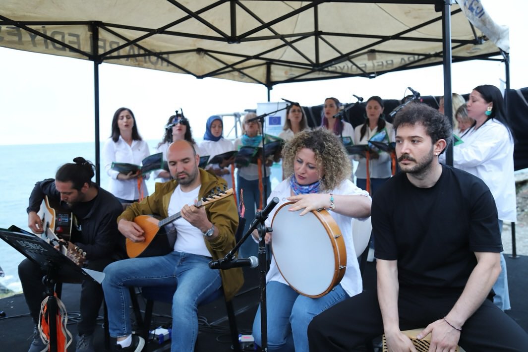 Hopa’da 2 gün süren Hopa Deniz Yemekleri şenliği kapsamında düzenlenen etkinlikler yoğun katılımla gerçekleştirildi.

hopam.com/icerikdetay.ph…