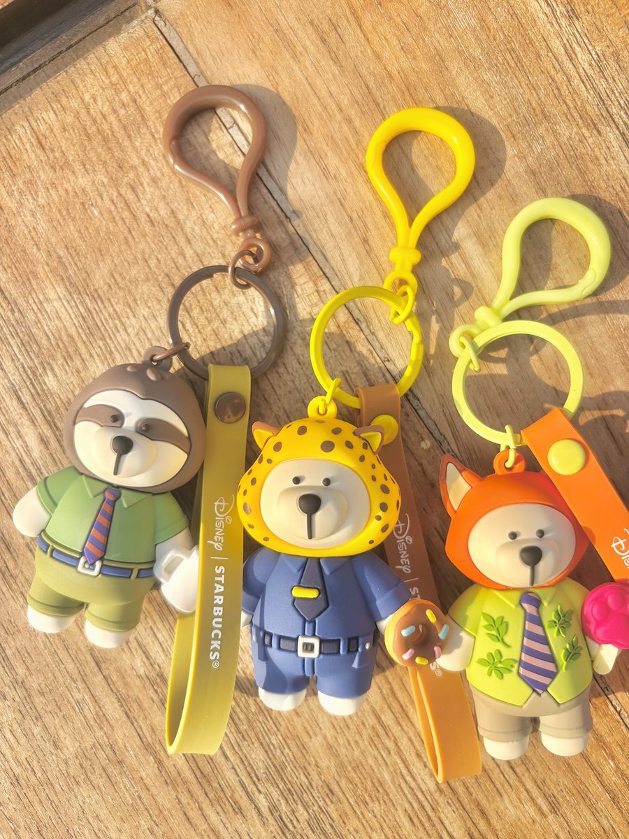 ˏˋ Zootopia × STARBUCKS ˎˊ˗ 旅行のタイミングとちょうど発売日が