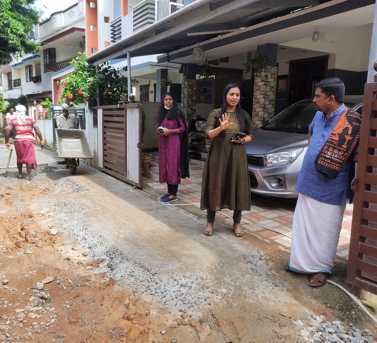 AshaNath_G_S's tweet image. പാപ്പനംകോട് വാർഡിലെ ഇടഗ്രാമം ഇടറോഡ്‌ ഉയർത്തിയ കോണ്ക്രീറ്റ് ചെയ്ത് സഞ്ചാരയോഗ്യമാക്കിയപ്പോൾ..

#VikasitaKeralam #vikasitpappanamcode #pappanamcode #Development #BJP4ViksitBharat #pappanamcodeward #TVMCORP @PrakashJavdekar @BJP4India