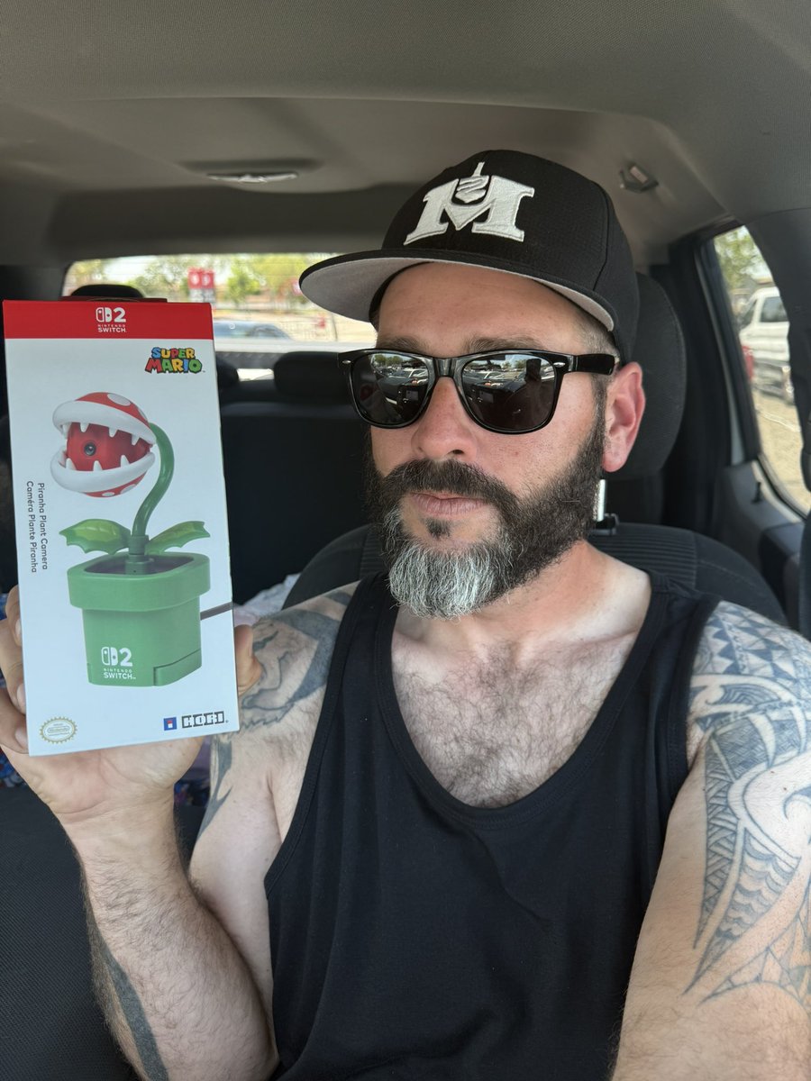 RectWizard's tweet photo. Hori Piranha Plant Camera for the Switch 2

Had to pick this up just for the novelty 😂 

#NintendoSwitch2 #Switch2 https://t.co/zFQodqKc4r