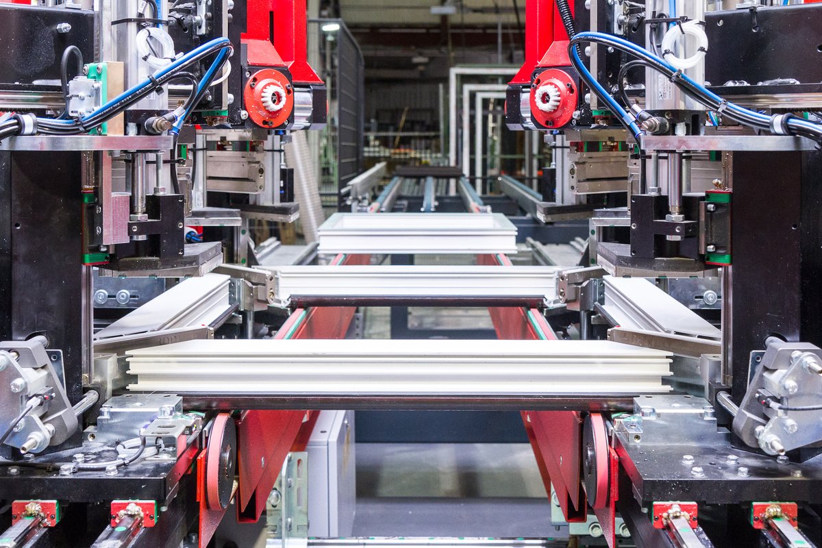 Did you know, we are one of the UK’s largest trade fabricators of high quality PVC-U and aluminium windows and doors?

Learn about the benefits of being a Sternfenster partner, here: ow.ly/QpGk50VZ7WM

#Sternfenster