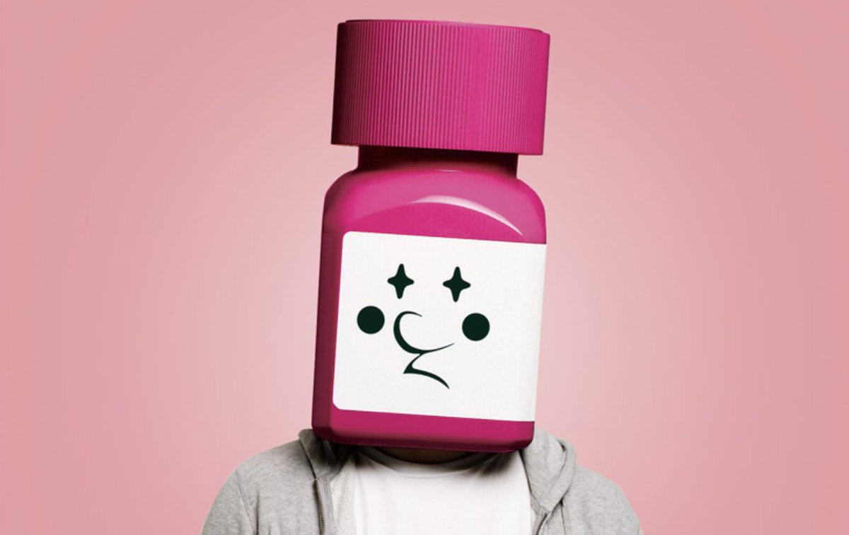 TamiyaUK's tweet image. Hornet by Jun Watanabe returns next month and is already nearly sold out.
But who is Watanabe San? A respected designer in Japan for work in culture, music and sportswear with brands Reebok and Asics and the founder of Blockhead Motors. For more info junwatanabe.jp/profile