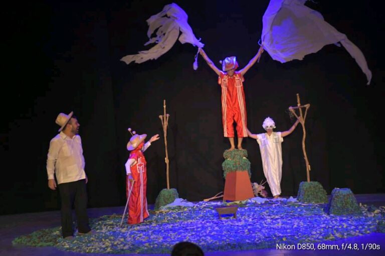 Buenos días #Cuba, buenos días #Matanzas.

Preservar y potenciar las jornadas teatrales apunta a mucho más que un acto cultural, deviene acto de amor por una ciudad y el poder transformador de su arte.

En #PeriodicoGiron:
giron.cu/2025/06/17/mat…