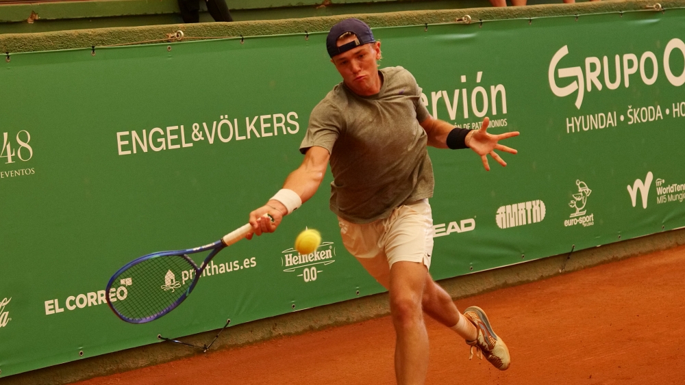 ITFLaukariz's tweet photo. Tristan Stringer (USA), Ignacio Parisca (VEN), Marcel Zielinski (POL) y Albert Pedrico (ESP), clasificados para cuartos de final del 4th ITF Open Laukariz #CCLaukariz #Mungia #Bizkaia #BasqueCountry #ITFWorldTennisTour https://t.co/YtTORqiR7D