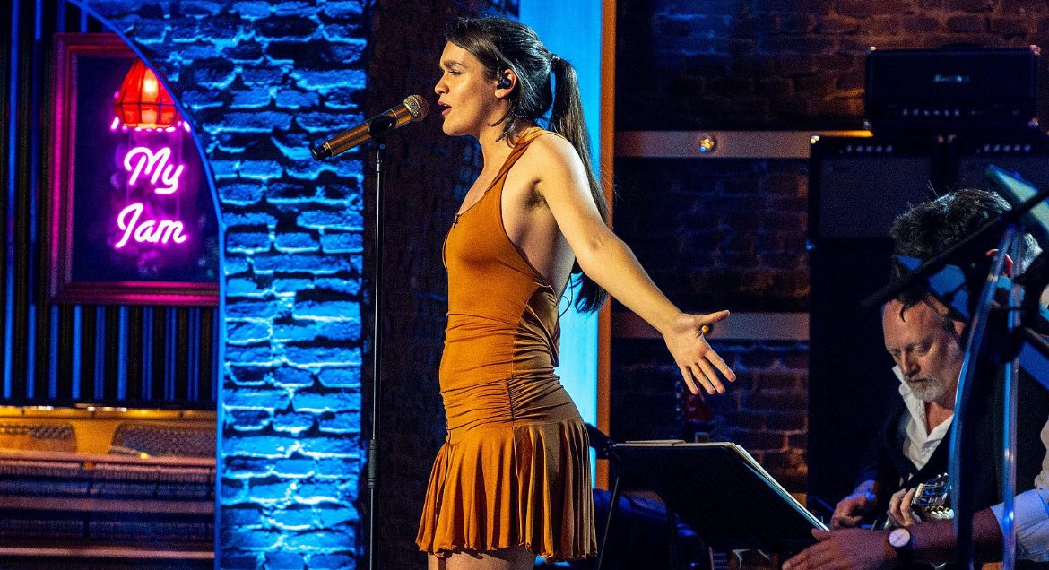 melendixporro's tweet image. es literalmente la artista más grande de este país no busquéis más