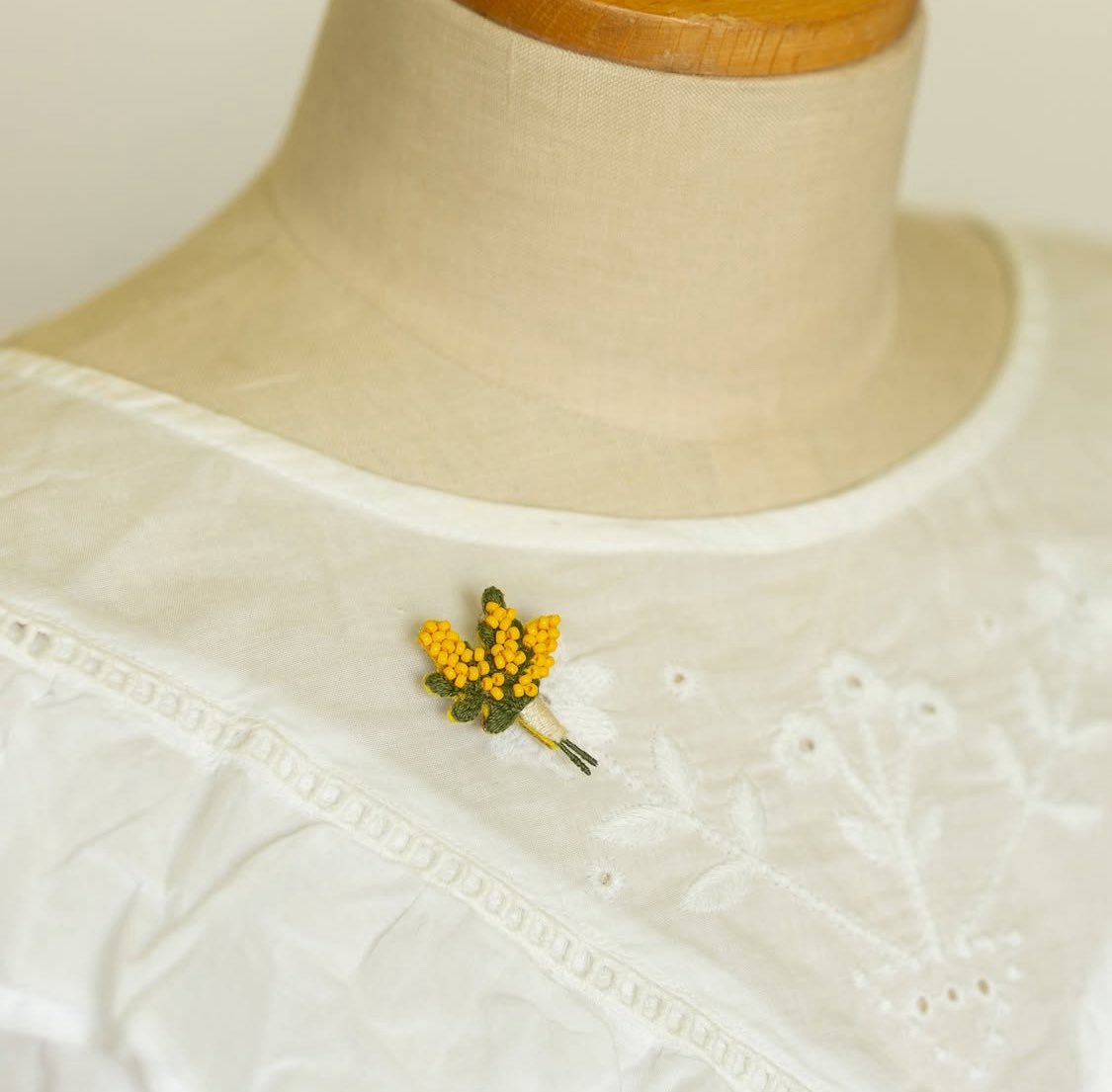 miniブローチ♡
ミモザのブーケをイメージして作りました🌼
#ハンドメイド #刺繍
