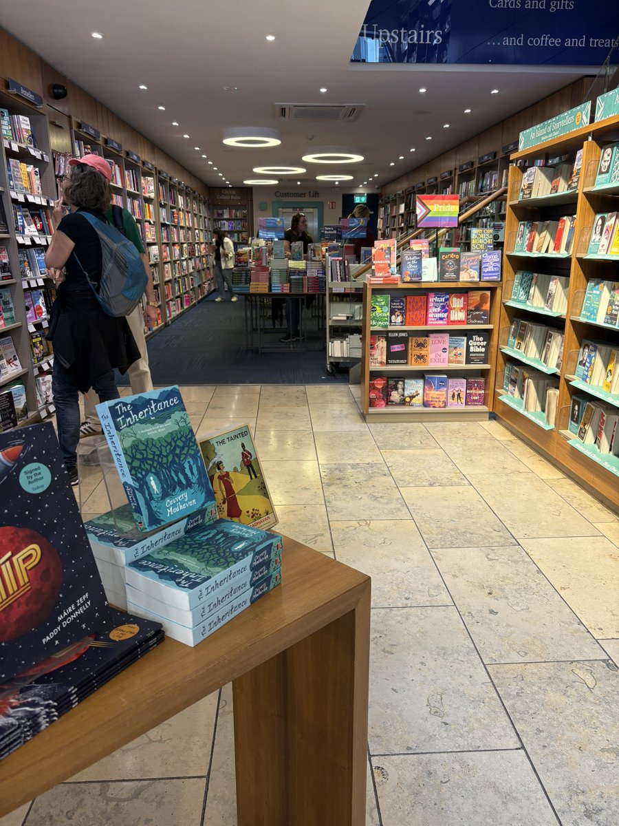 Just died and went to heaven! Thank you <a href="/DubrayBooks/">Dubray</a> for having #TheInheritance and #TheTainted out front and center.🙏🏽🙏🏽