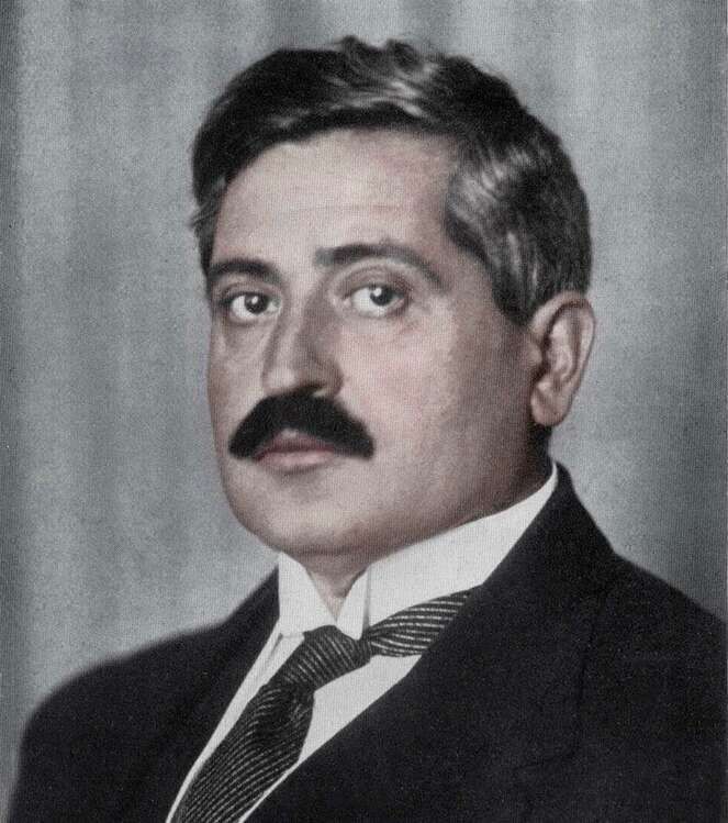 CHP Yüksek Disiplin Kurulu Üyesi İsmail Emre Telci:

Cumhuriyet Halk Partisi, Talat Paşa’yı savunmak, ona destek olmak zorunda değildir.