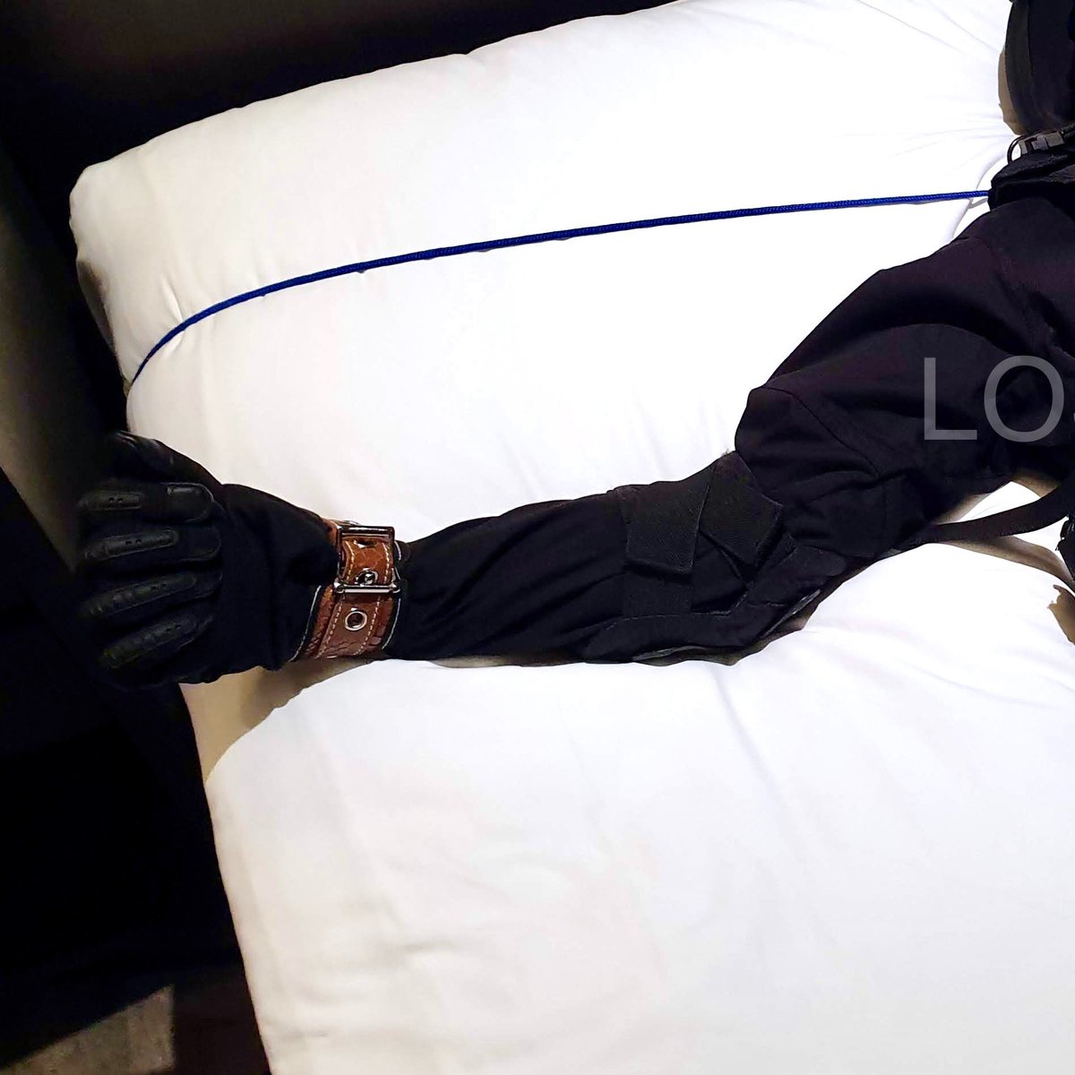 LossyX23's tweet photo. New Clip - tonight
Every part of him says ready.
Every chain says yours.
Only at
OF: https://t.co/ssk3KY98jn
JFF: https://t.co/zalf5Fah7L
Linktree : https://t.co/mKLA4JhNdf
#LossyX #Uniform #GearFetish #SuitAndSubmit #FullControl #OnlyFansKink #JustForFansExclusive https://t.co/DCcw2MPPrs