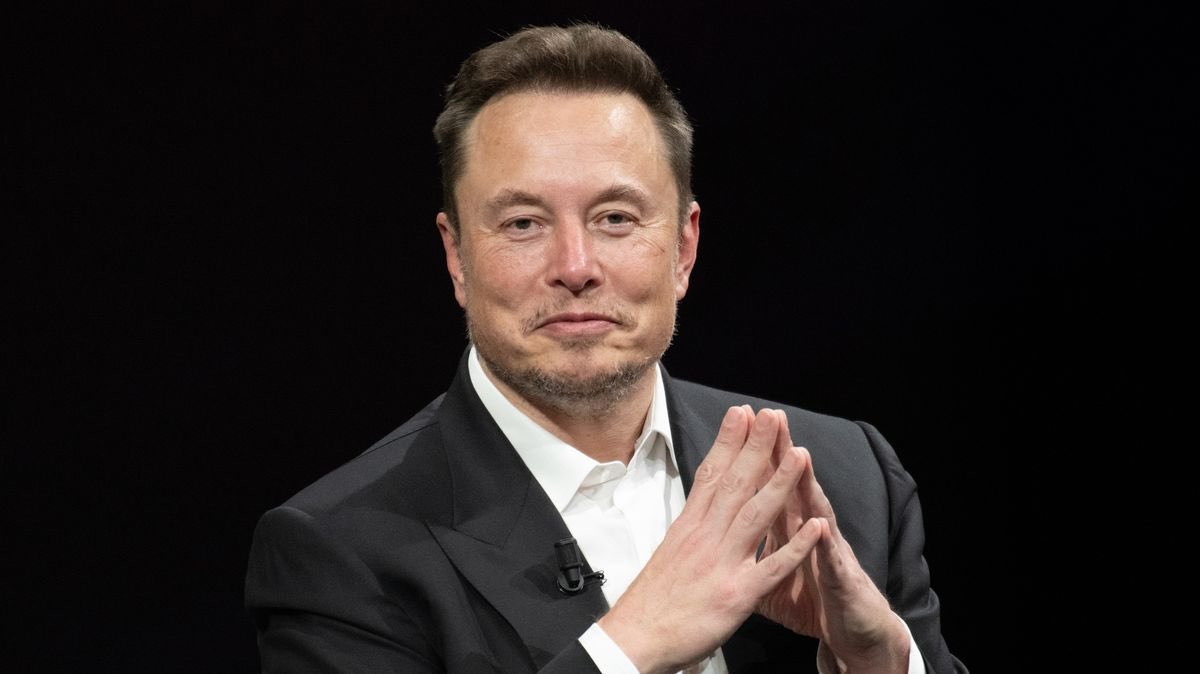 BitcoinMagazine's tweet image. JUST IN: Elon Musk&apos;s X to launch in-app investing and trading. 👀