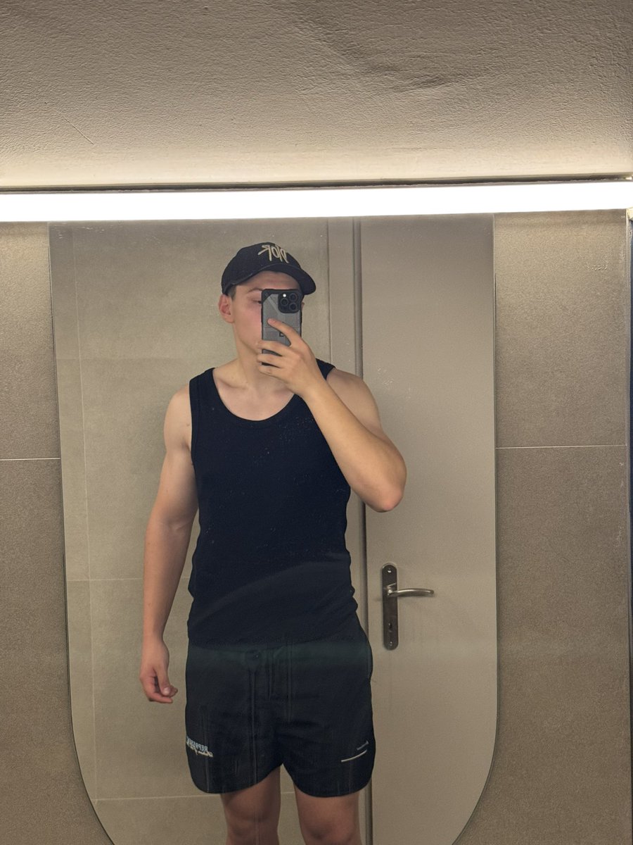 NXH Greg tweet media