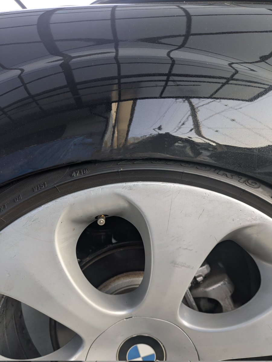 #俺のクリアランス
#エリプソイド
吊るしのバネ＋固着車高調
新しい車高調をください…