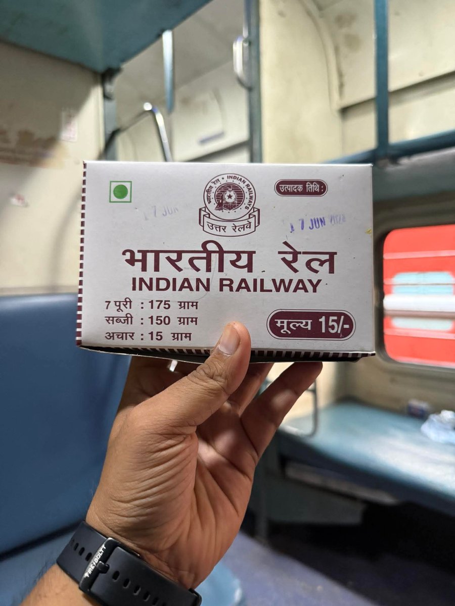 pawankharb1881's tweet image. 🚨 तत्काल टिकट बुकिंग में बड़ा बदलाव!
अब E-Aadhaar Authentication के बाद ही बुक होगा तत्काल टिकट।
👉 दलालों की धोखाधड़ी से अब मिलेगी राहत, यात्रियों को मिलेगा फायदा।
#TatkalTicketBooking #IRCTC #AadhaarAuthentication #IndianRailways #TicketScamFreeIndia #TravelUpdate #RailwayNews