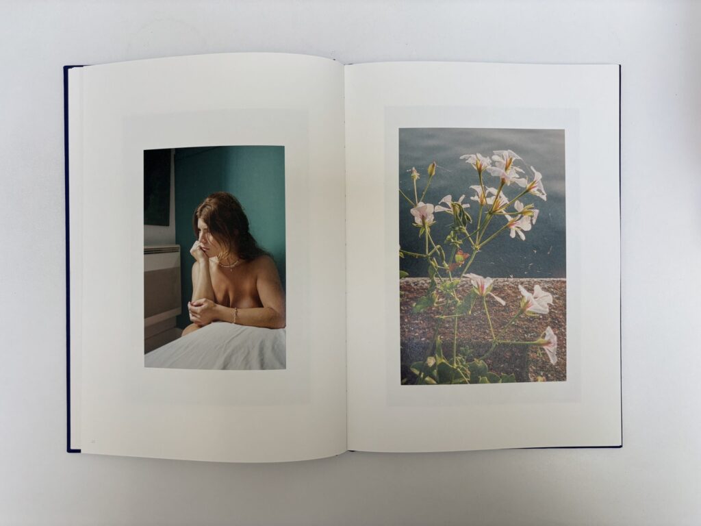 Photobook: Christina Arza, slowly, tenderly. An intimate study of personal observation, attentively combining the mundane and the poetic. (Yatskevich) collectordaily.com/christina-arza…