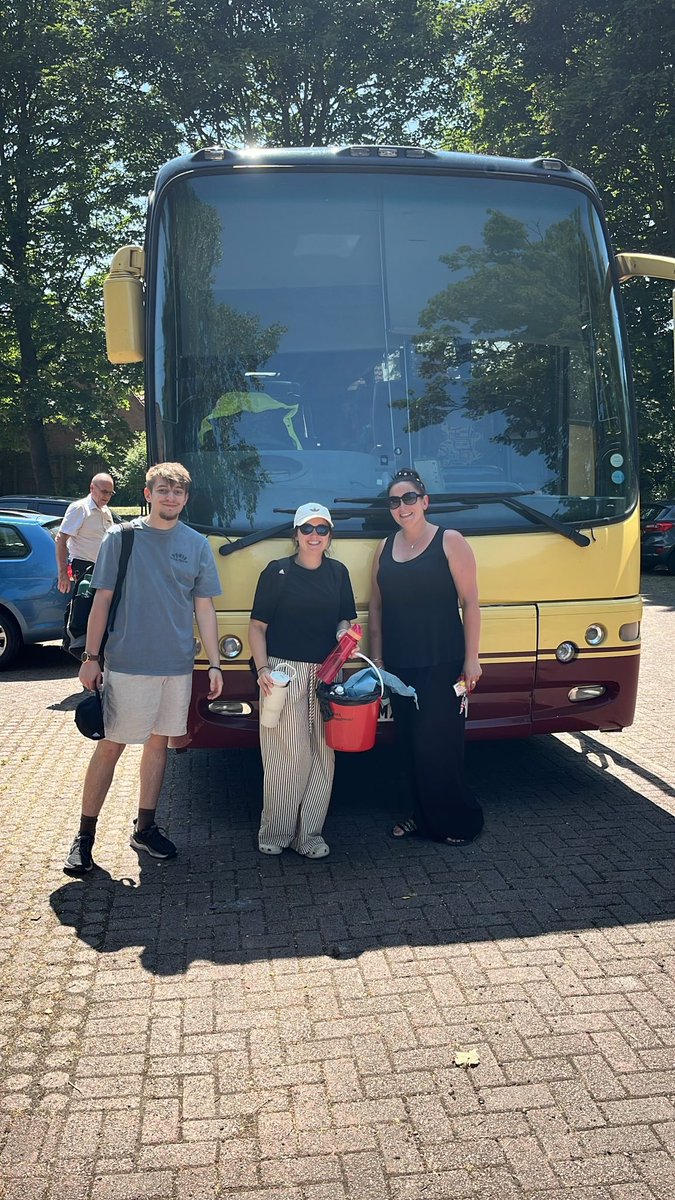 Squirrels are ready to set off home…