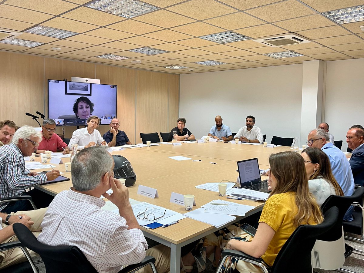 La Mesa Nàutica ressalta la importància de combatre la competència deslleial en el lloguer d’embarcacions

La tercera sessió posa de manifest la coincidència del sector en reforçar la seguretat, sostenibilitat i control de l’activitat al litoral balear

ℹ️ tn.caib.es/TerceraMesaNau…