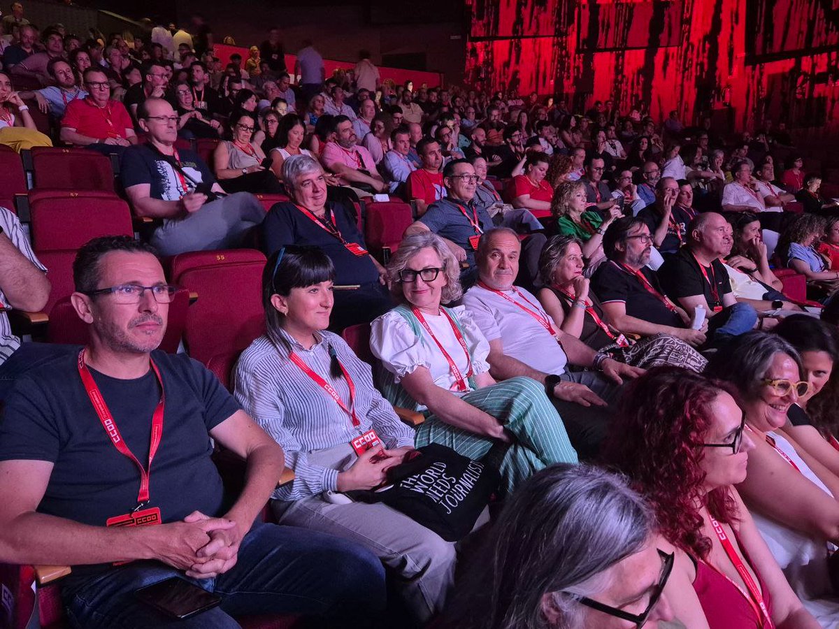 FSCdeCCOO's tweet photo. 🔴 Asistimos al 13 Congreso Confederal de CCOO, que tendrá lugar en Madrid durante los días 19, 20 y 21 de junio.

🔴 Nuestra federación es la mayor organización del sindicato y representa a lo público y los sectores estratégicos de nuestro país.

#13CongresoCCOO https://t.co/coTeA0gZTl