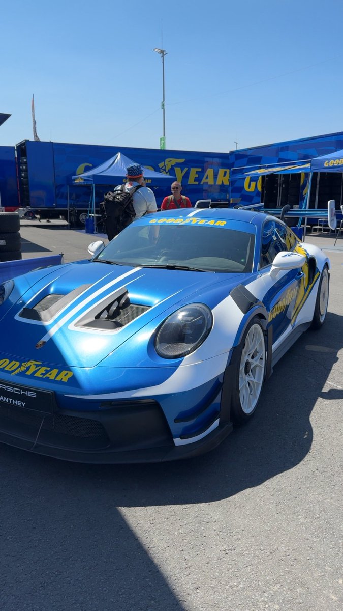 ARCHOOVE tweet media