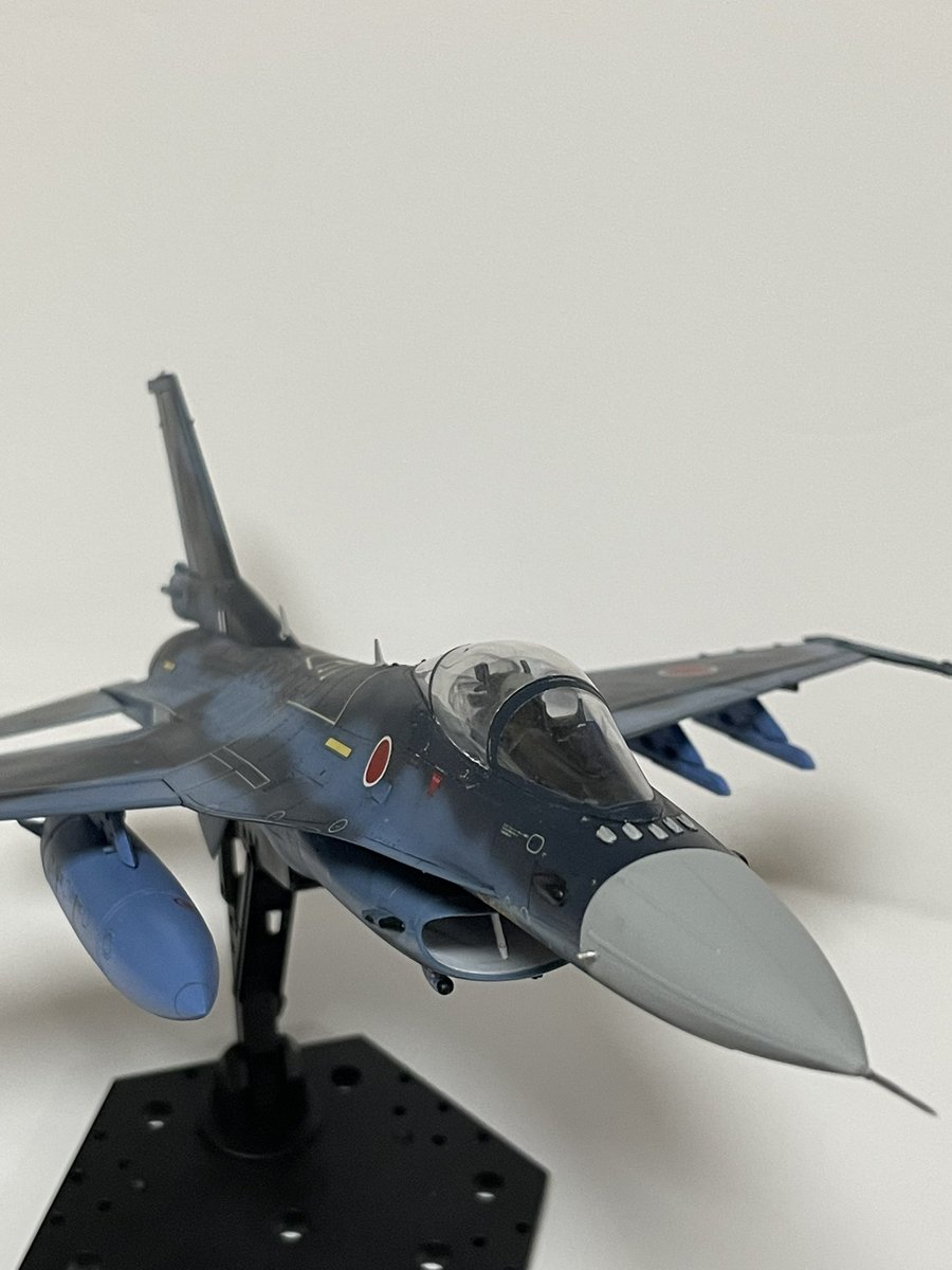 tamon_at_21's tweet photo. ハセガワ　1/48 F-2A
前胴部の日の丸間違えた以外はよく出来た！クリーン形態で作りました。
AAM-４とか3DP品しかなくて悲しい https://t.co/NNwCC6xLMI