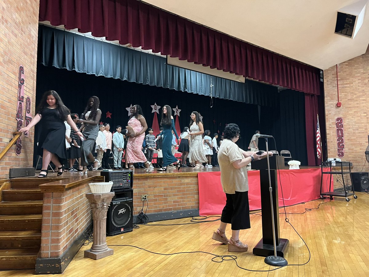 Principal Lourdes Cruz @ Montessori 27 tweet media