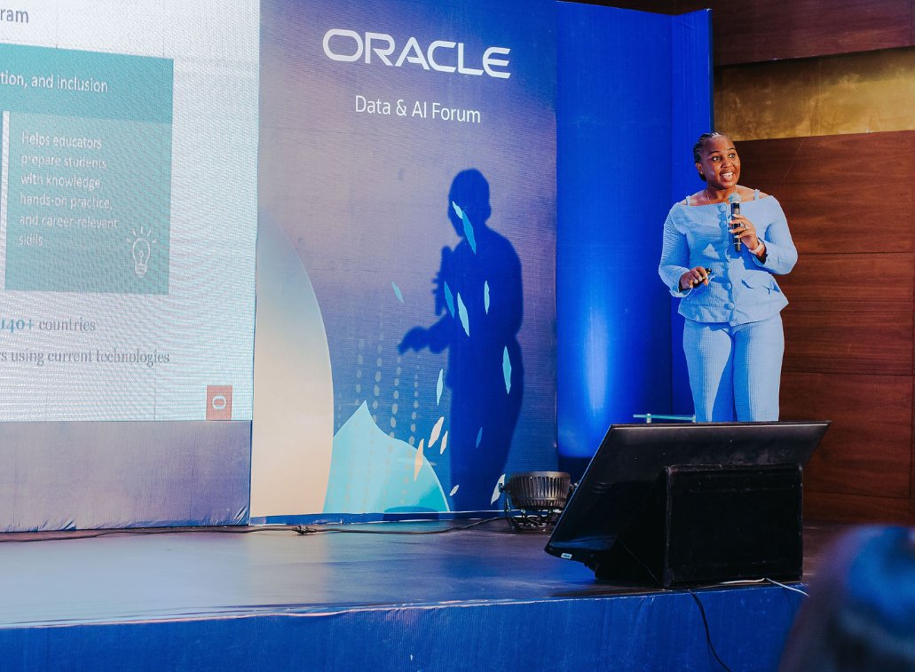 OracleAcademy's tweet image. @OracleAcademy took the stage to describe how we empower educators and students, at the @Oracle #Data & #ArtificialIntelligence Forum #DAIF in #Nigeria, a gathering of innovators, professionals, and #tech enthusiasts driving #AI and application innovation. Read >…
