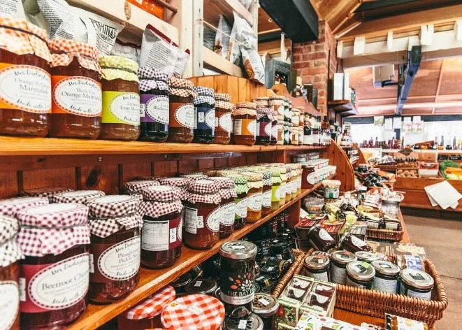 Labels and packaging are vital for brand impact, but choosing the right print method matters. Digital printing offers speed, flexibility, and cost-efficiency, helping brands stay competitive. Learn more about digital printing here: hubs.ly/Q03r-vfW0 #LabelPrinting