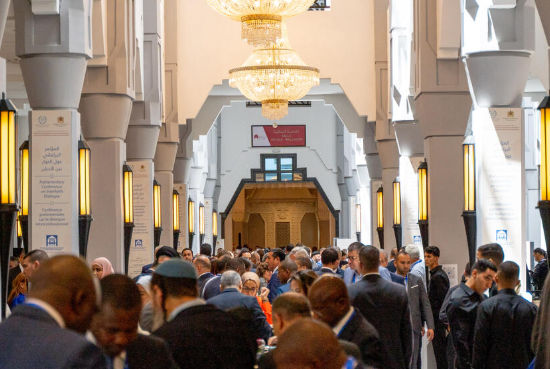Worldwide, 80+% of people identify with a #religion or belief, and religious leaders play a prominent role in many societies.

How can #MPs encourage #interfaith dialogue to jointly promote tolerant and inclusive communities?

Find out more from the #IPU
➡️ipu.org/interfaith