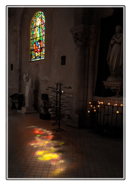 photos_dsmith's tweet photo. The #sunlight #permeates through the stained glass window casting a #beautiful #glow within this #church bathing its visitors with a #rainbow of #colour. #churchlight #windowlight #architecturephotography #lowlightphotography #lowlight See more #images at https://t.co/VilcfnO0ps https://t.co/kbhFnsueJH