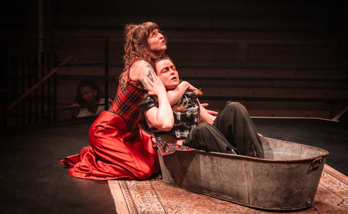 Manchester Theatres (@manctheatres) on Twitter photo ⭐⭐⭐⭐
REVIEW - Macbeth is a dark, adrenaline fuelled, heart thumping show
manchestertheatres.com/news/review-_-…
Review by <a href="/KasRyder/">Karen Ryder</a>
<a href="/hopemilltheatre/">Hope Mill Theatre</a> ⭐⭐⭐⭐
REVIEW - Macbeth is a dark, adrenaline fuelled, heart thumping show
manchestertheatres.com/news/review-_-…
Review by <a href="/KasRyder/">Karen Ryder</a>
<a href="/hopemilltheatre/">Hope Mill Theatre</a>