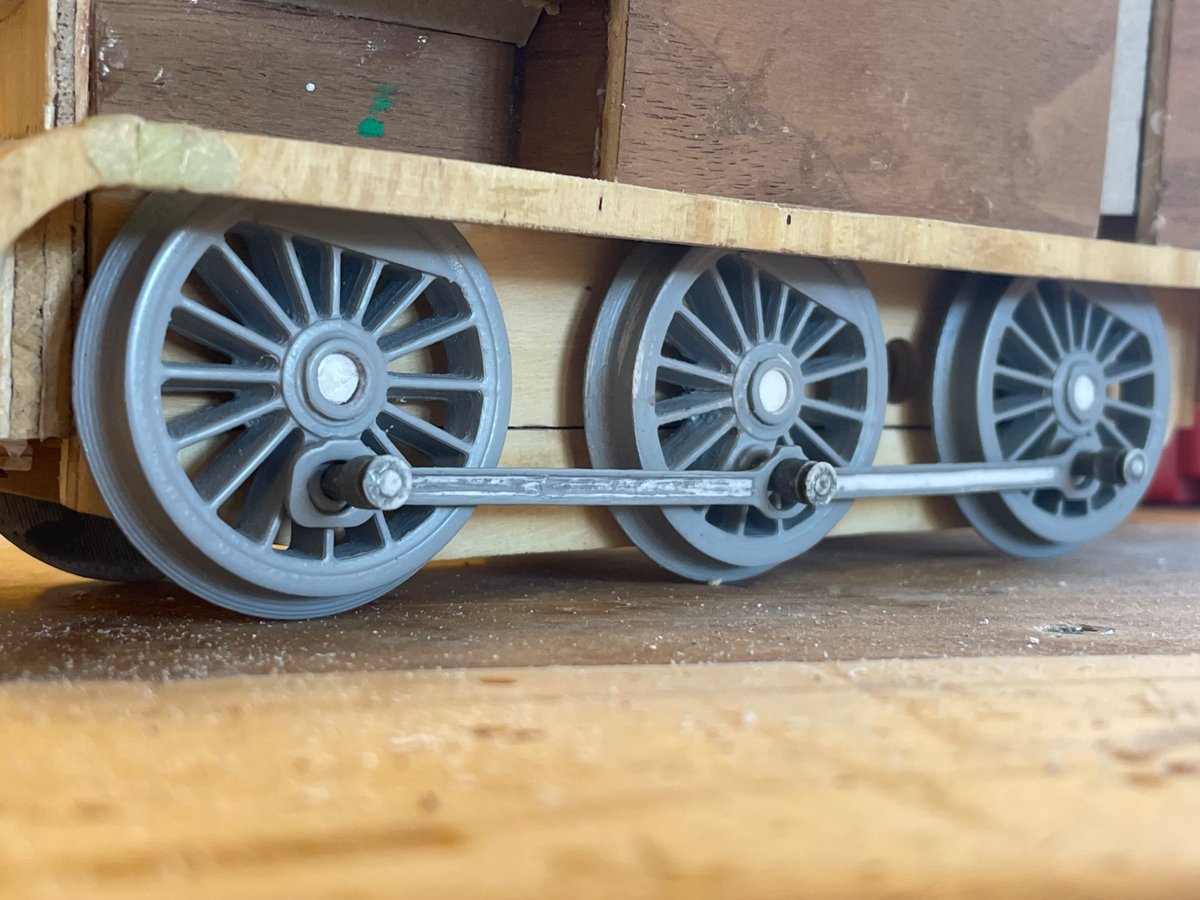 He has six small wheels…..