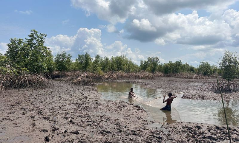 Leigh Day (@leighday_law) on Twitter photo A trial into Shell’s Niger Delta oil spills has concluded after hearing the oil giant failed to disclose key documents and failed to stop oil flowing for months.
Leigh Day's <a href="/DanielLeaderLD/">Daniel Leader</a>, Stephen Bilko and <a href="/AlexWes_/">Alex Wessely</a> represent the Bodo community.
leighdaylaw.info/3HImG6F A trial into Shell’s Niger Delta oil spills has concluded after hearing the oil giant failed to disclose key documents and failed to stop oil flowing for months.
Leigh Day's <a href="/DanielLeaderLD/">Daniel Leader</a>, Stephen Bilko and <a href="/AlexWes_/">Alex Wessely</a> represent the Bodo community.
leighdaylaw.info/3HImG6F