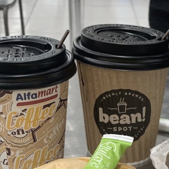 ㅤ
ㅤ
Parah.. Niat mampir minimarket cuma buat beli kopi. Malah kena genjutsu mba-mbanya buat beli yang lainnya. Jadi orang mudah banget kehasutnya. 
ㅤ
ㅤ