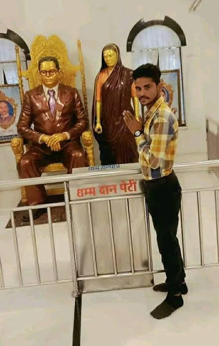 आंबेडकरवाद के राज में महिलाओं की स्थिति क्या होगी ?

उसका स्थिति को बयां करती ये फोटो ।

जो समझ गए वो कमेंट बॉक्स में बताए
