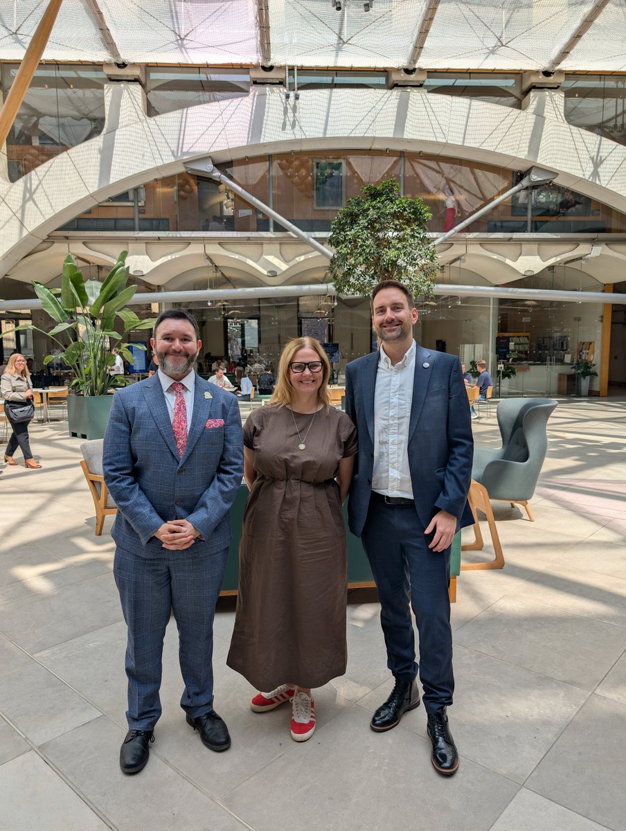 West of England Mayoral Combined Authority (@westofenglandca) on Twitter photo Helen Godwin, the new Mayor of the West of England, met with <a href="/SadikAlHassanMP/">Sadik Al-Hassan MP 🌹</a> and <a href="/DanAldridgeWSM/">Dan Aldridge MP</a>, two of North Somerset's MPs, today while in Parliament.
Helen's excited to work more closely with them both and <a href="/NorthSomersetC/">North Somerset Council</a>, as we deliver for the West together. Helen Godwin, the new Mayor of the West of England, met with <a href="/SadikAlHassanMP/">Sadik Al-Hassan MP 🌹</a> and <a href="/DanAldridgeWSM/">Dan Aldridge MP</a>, two of North Somerset's MPs, today while in Parliament.
Helen's excited to work more closely with them both and <a href="/NorthSomersetC/">North Somerset Council</a>, as we deliver for the West together.