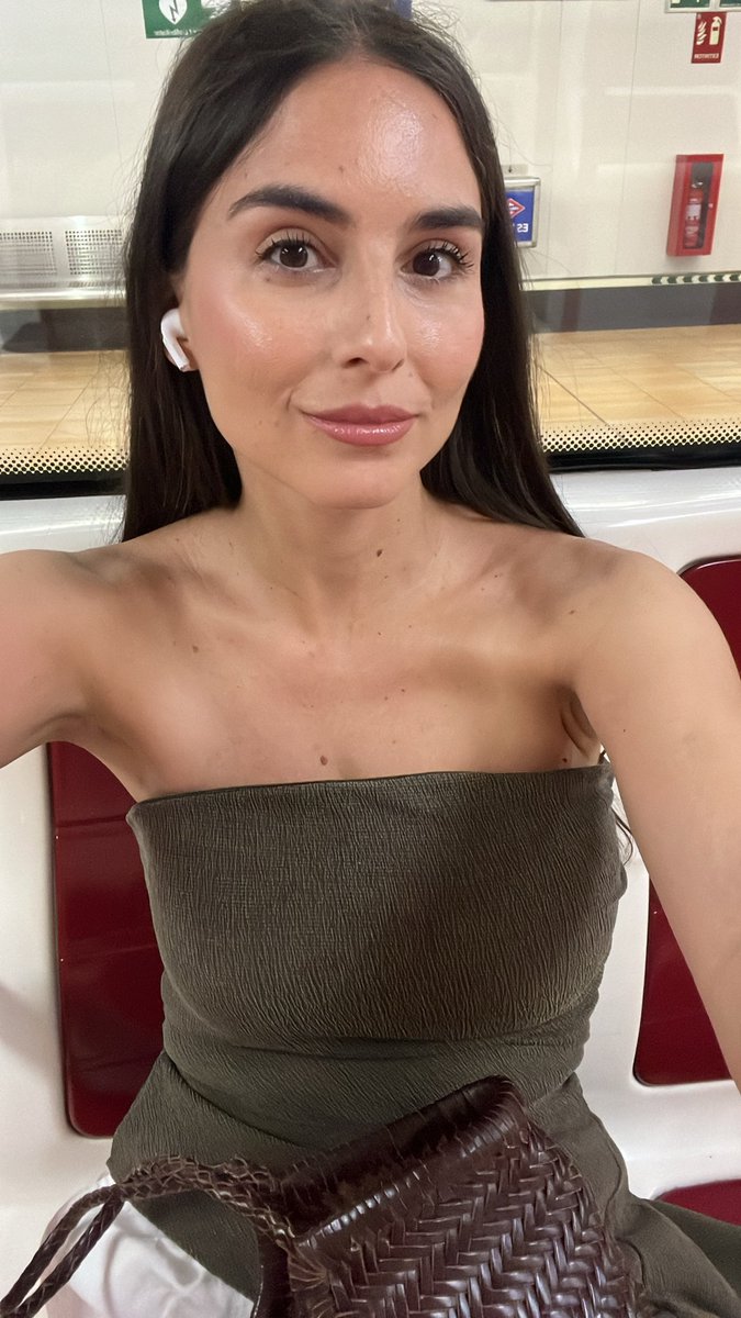 Selfie en el metro 🙃