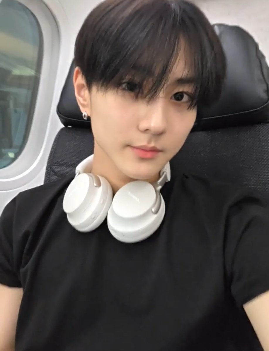 𝐍𝐎𝐉𝐀𝐌𝐙 𓎭 𝒷𝓊𝓈𝓎˙ tweet media