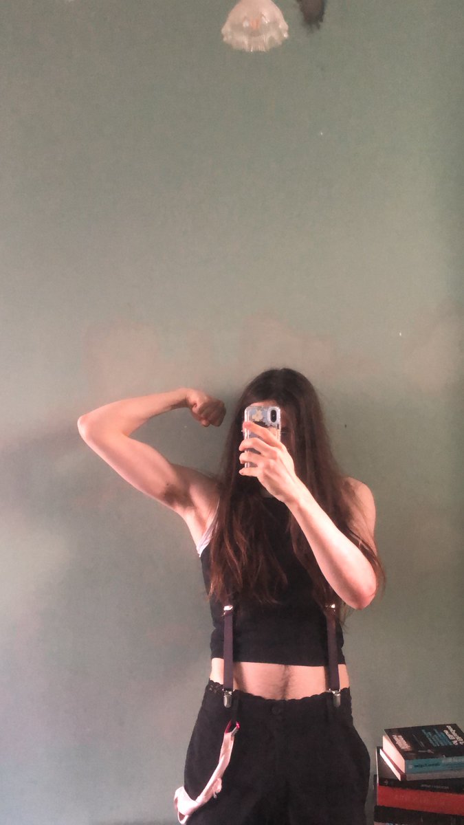 PentameterBic's tweet photo. Why the fuck should I conform when I look the best I ever have https://t.co/jccymjdurW