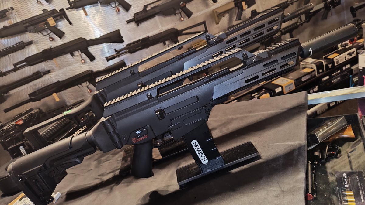 11b2fieldstaff's tweet photo. NOVRITSCH SSR63 A2をNOVRITSCH純正パーツでカスタムするとこんな感じになります！
ショートバレルとショートハンドガードで取り回しやすく、M4ストックパイプで体格に合わせたストック長に😎
パイプ内にバッテリースペースも確保できます✨
https://t.co/WIykfLcEdw
#エアガン
#サバゲー
#SSR63 https://t.co/rVfmF5xJiI