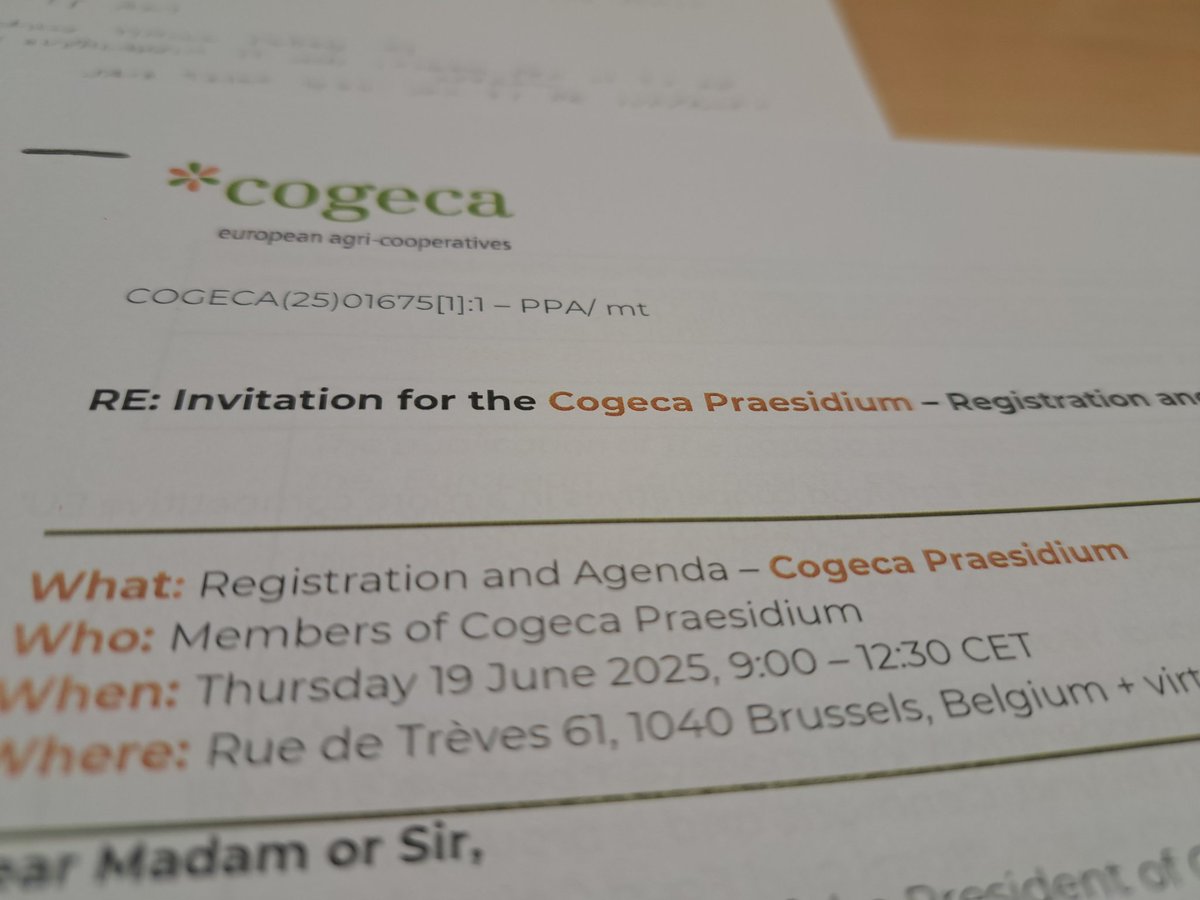 ConfcoopUE (@confcoopue) on Twitter photo Due giorni dedicati al futuro della PAC con i leader di <a href="/COPACOGECA/">COPA-COGECA</a> riuniti a Bruxelles. In corso confronto con Commissario all'agricoltura <a href="/CHansenEU/">Christophe Hansen</a> per ribadire preoccupazione proposte sulle prospettive finanziarie post 2027 annunciate per luglio <a href="/LPofferi/">Leonardo Pofferi</a> <a href="/Confcooperativ1/">Confcooperative</a> Due giorni dedicati al futuro della PAC con i leader di <a href="/COPACOGECA/">COPA-COGECA</a> riuniti a Bruxelles. In corso confronto con Commissario all'agricoltura <a href="/CHansenEU/">Christophe Hansen</a> per ribadire preoccupazione proposte sulle prospettive finanziarie post 2027 annunciate per luglio <a href="/LPofferi/">Leonardo Pofferi</a> <a href="/Confcooperativ1/">Confcooperative</a>