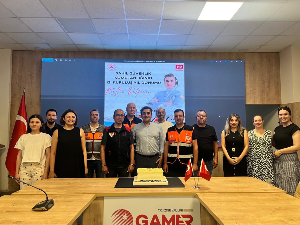 İzmir 112 Acil Çağrı Merkezi (@izmir112acm) on Twitter photo Sahil Güvenlik Komutanlığımızın 43.yılı münasebetiyle 112 Acil Çağrı Merkezi Müdürümüz Tuncay Volkan Bayat eşliğinde ,Sahil Güvenlik Komutanlığımızın değerli personellerinin kuruluş yıl dönümünü kutladık.
<a href="/112teknumara/">112 Acil Çağrı Merkezleri</a> <a href="/TC_icisleri/">T.C. İçişleri Bakanlığı</a> <a href="/izmirvaliligi/">T.C. İzmir Valiliği</a> Sahil Güvenlik Komutanlığımızın 43.yılı münasebetiyle 112 Acil Çağrı Merkezi Müdürümüz Tuncay Volkan Bayat eşliğinde ,Sahil Güvenlik Komutanlığımızın değerli personellerinin kuruluş yıl dönümünü kutladık.
<a href="/112teknumara/">112 Acil Çağrı Merkezleri</a> <a href="/TC_icisleri/">T.C. İçişleri Bakanlığı</a> <a href="/izmirvaliligi/">T.C. İzmir Valiliği</a>