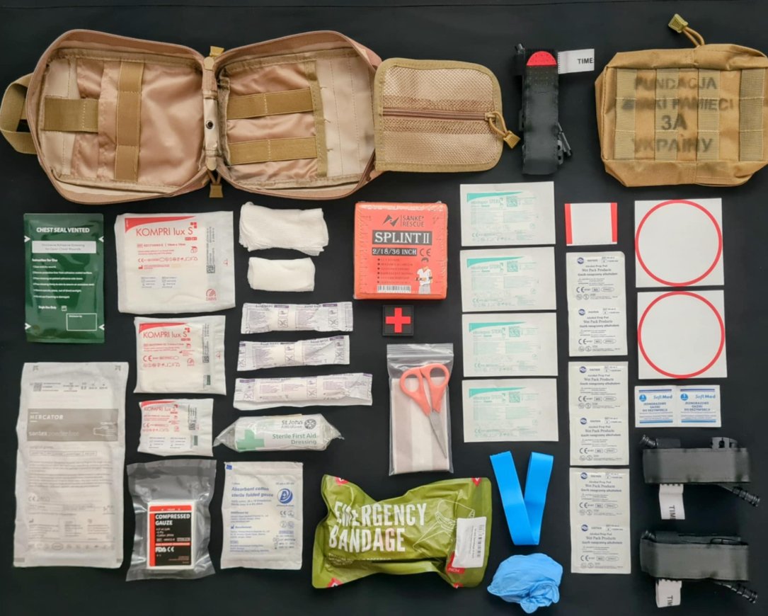 ❗️UWAGA, LICYTACJA!

Licytacja w komentarzach – do wylicytowania kompletna apteczka modułowa.

Cały zysk z licytacji przeznaczamy na naszą akcję "Polacy bez Polski".

Licytacja trwa do dzisiaj do godziny 00:00. Zaczynamy od KW 100 zł.

Apteczka modułowa składa się z dwóch części: